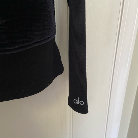 Alo Yoga Velour Pullover Hoodie - Picture 4 of 10